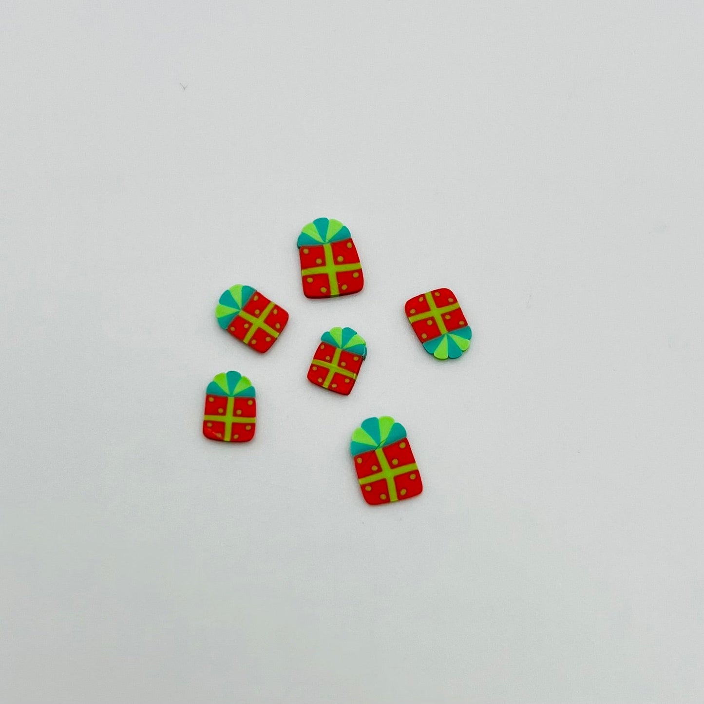 Candy - Shaped Like a Gift - 6 Pieces - Polymer Clay - 1/12 Scale Dollhouse Miniature
