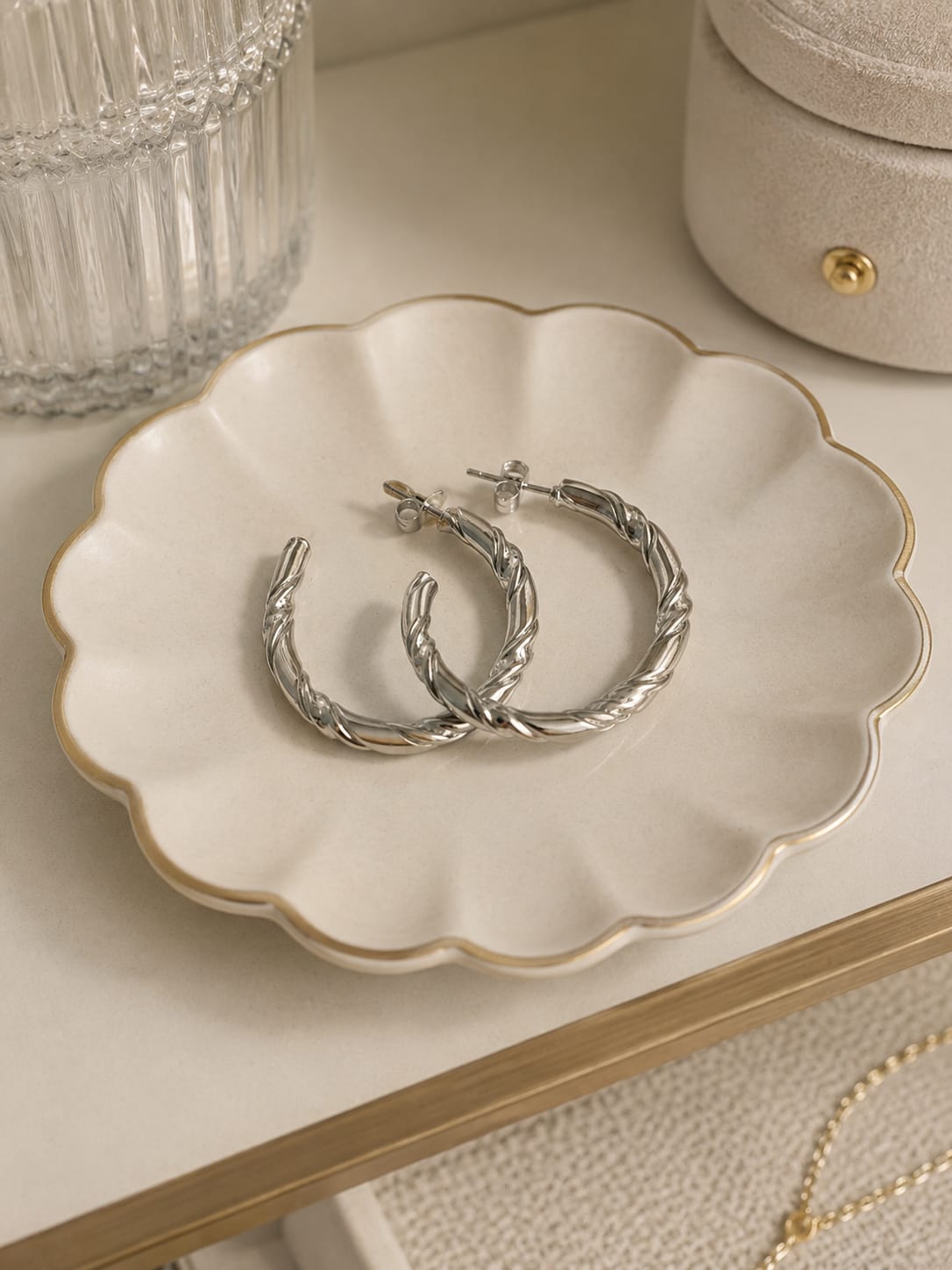 Didi Silver Circle Twist Earrings
