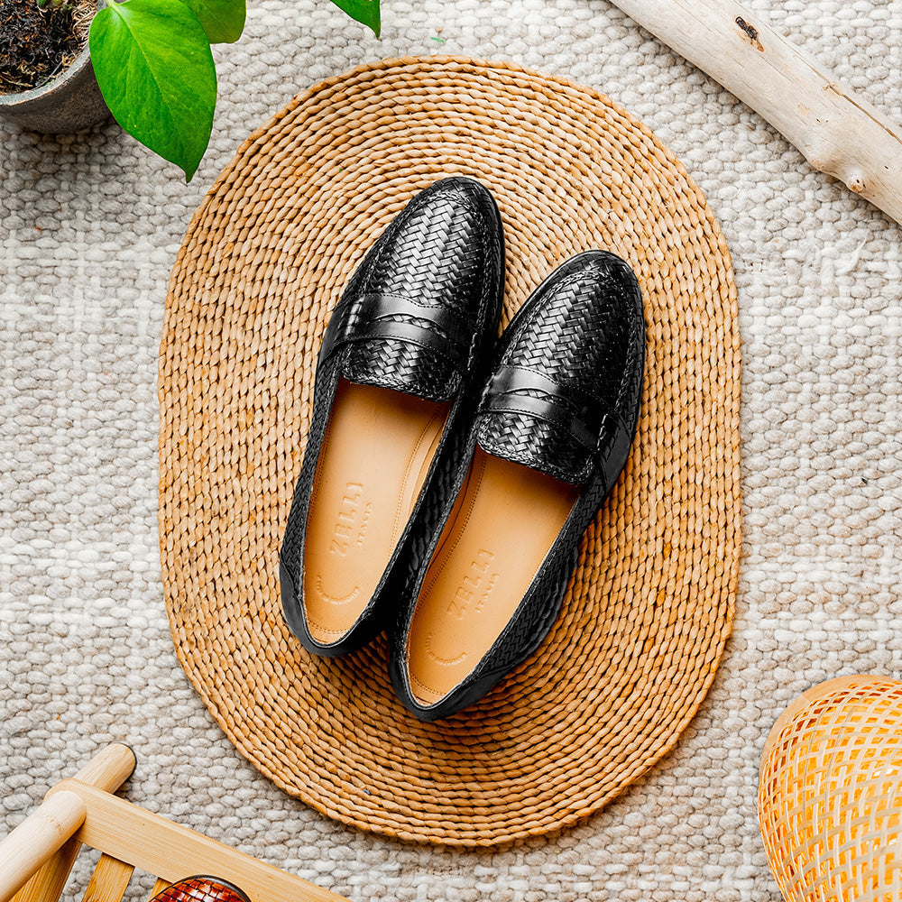 15-585-BLK NICOLA Italian Calfskin Basketweave, Black