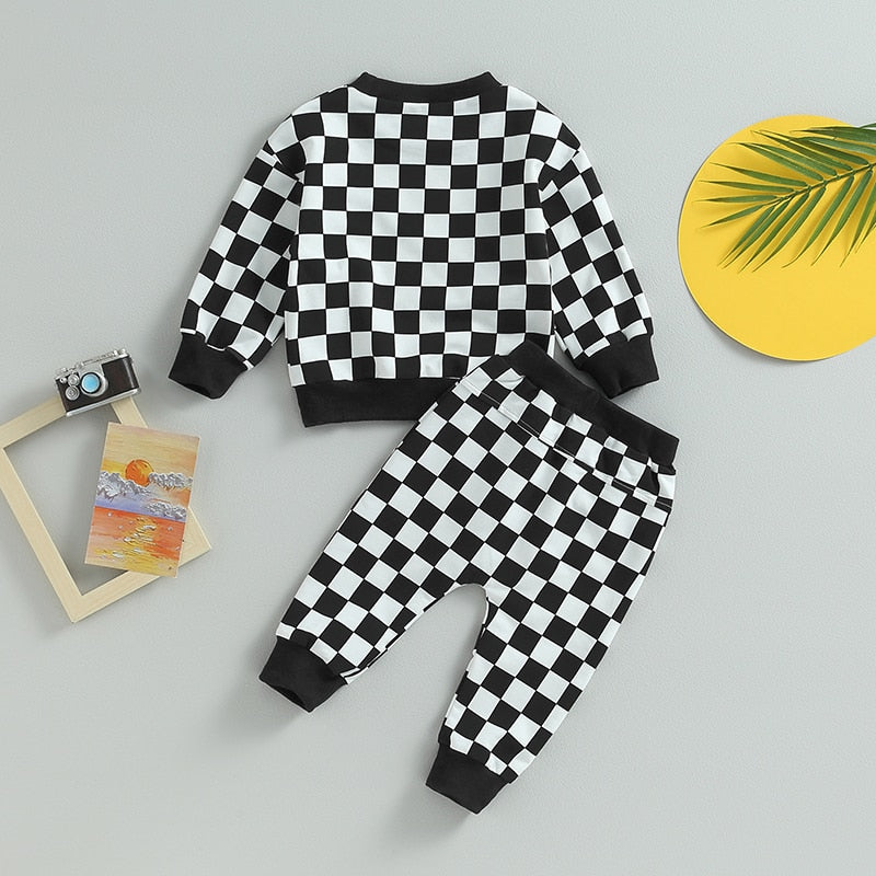CHECKERS Outfit