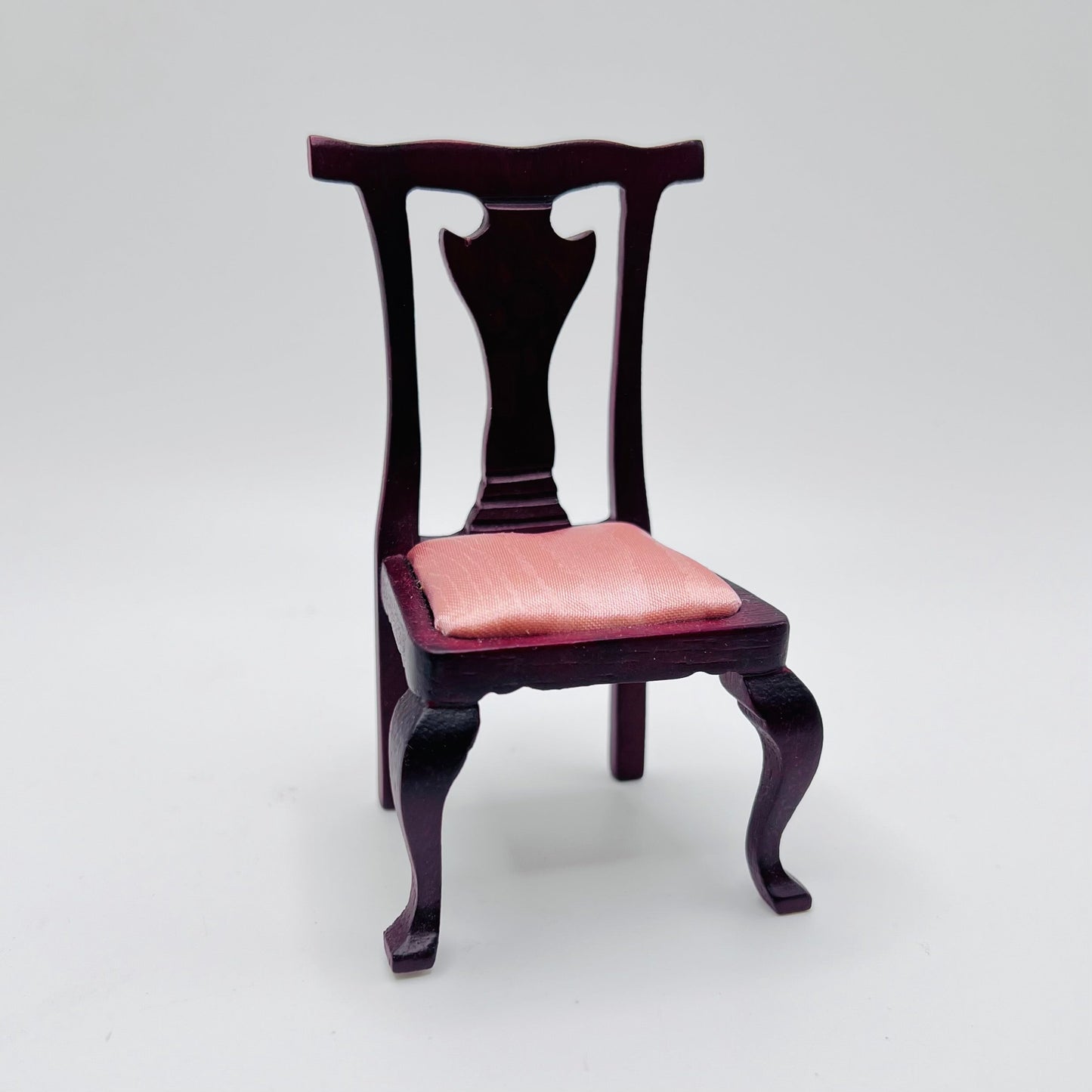 Mahogany Dinning Room Chair - Light Pink - 1/12 Scale Dollhouse Miniature