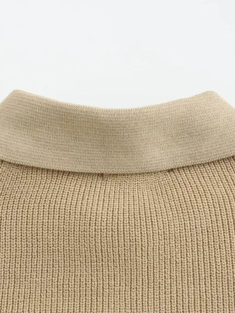 essential-half-zip-sweater-cross-crown